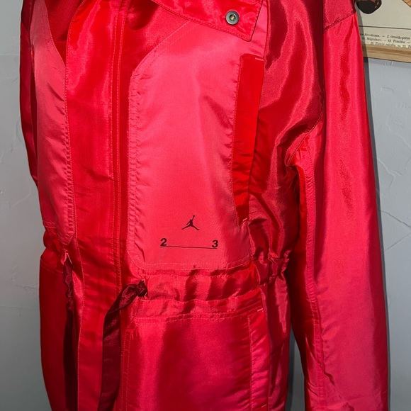 Nike Jordan 23 Women’s Engineered Lightweight Jacket - Picture 6 of 10